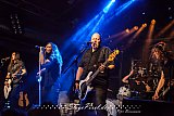 Kissin' Black (Bochum Matrix)